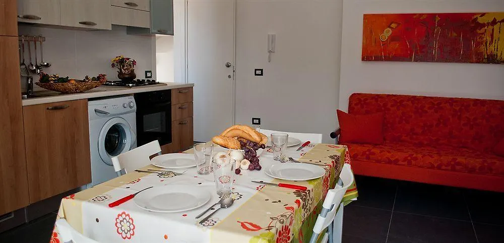 Mareinsicilia: Appartamenti Del Melo Marina di Ragusa Apartment