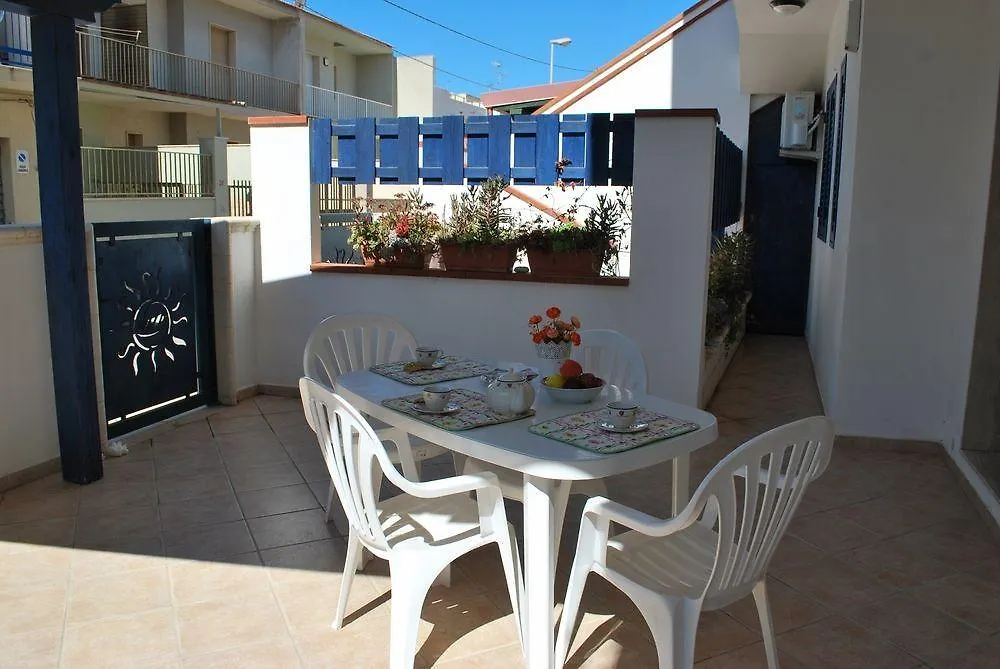 Apartment Mareinsicilia: Appartamenti Del Melo Marina di Ragusa