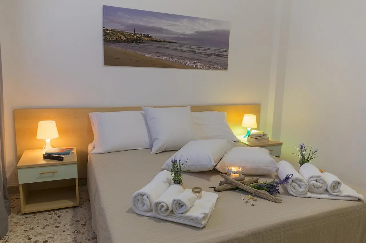 Mareinsicilia: Appartamenti Del Melo Marina di Ragusa Apartment