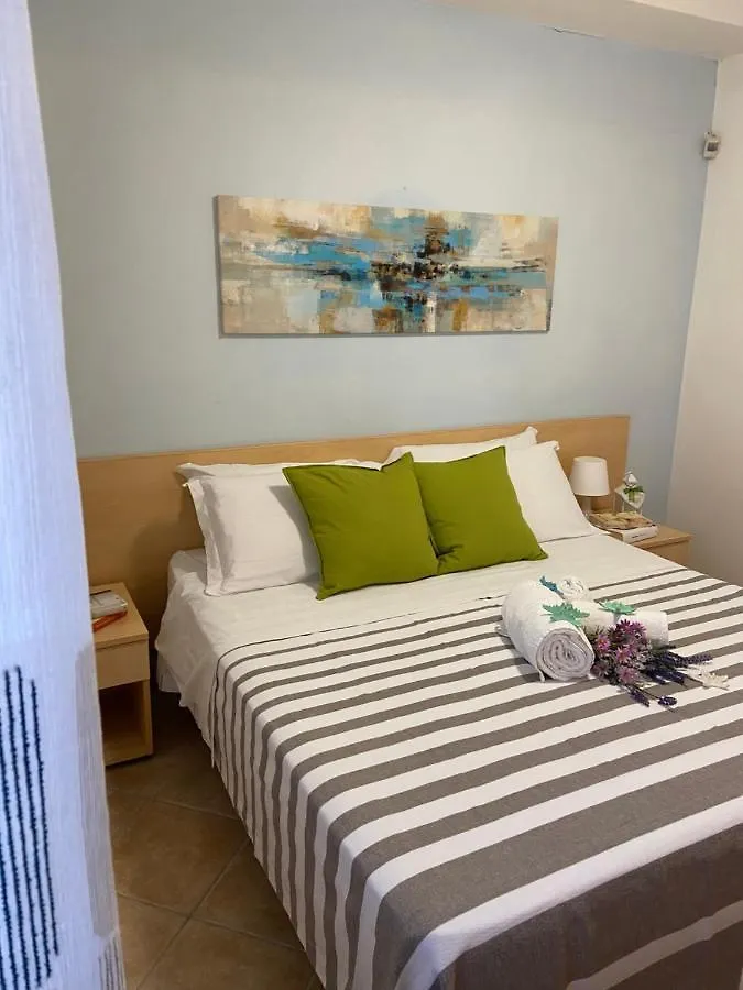 Mareinsicilia: Appartamenti Del Melo Marina di Ragusa Apartment