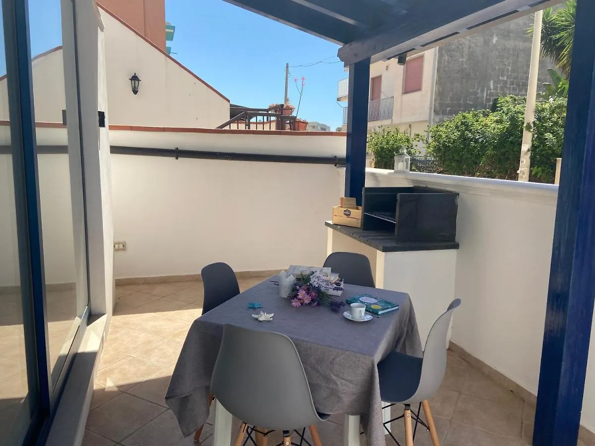 Mareinsicilia: Appartamenti Del Melo Marina di Ragusa Apartment