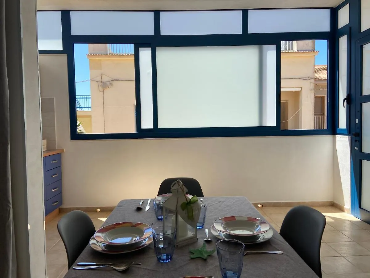 Apartment Mareinsicilia: Appartamenti Del Melo Marina di Ragusa