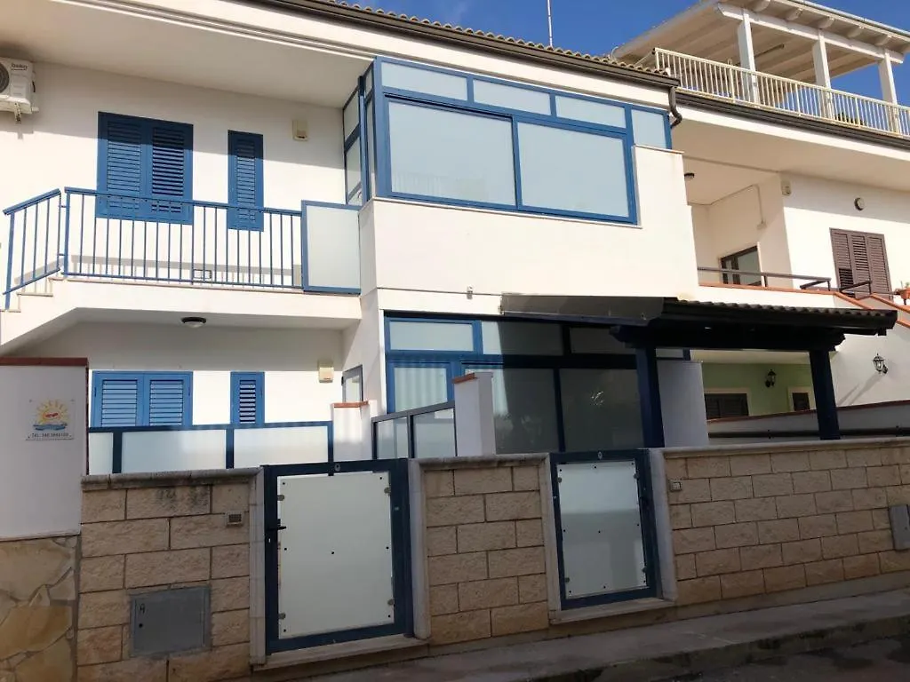 Mareinsicilia: Appartamenti Del Melo Marina di Ragusa