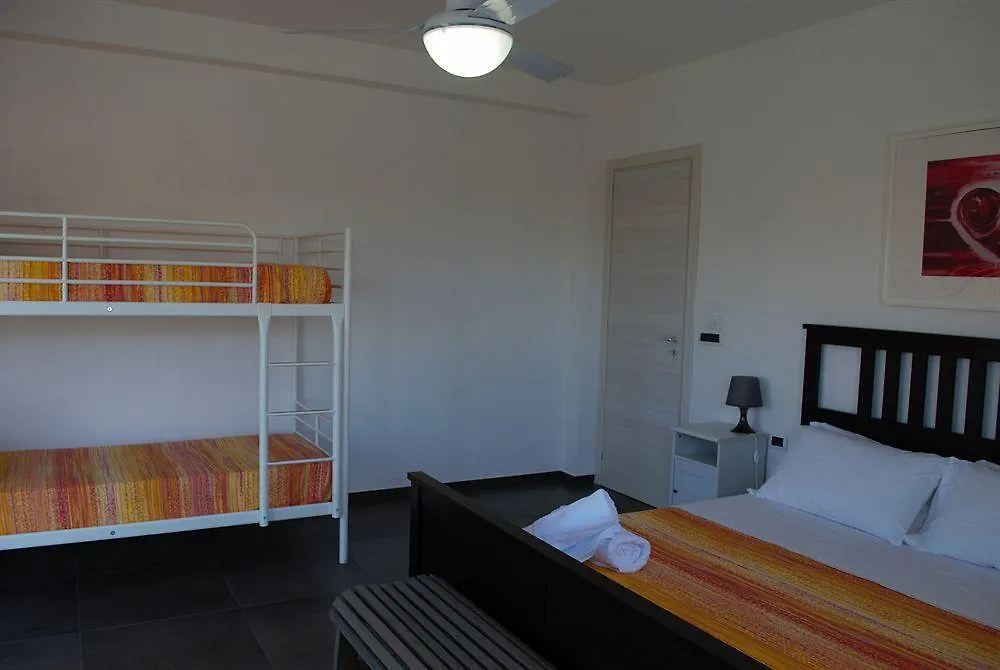 Apartamento Mareinsicilia: Appartamenti Del Melo Marina di Ragusa Itália